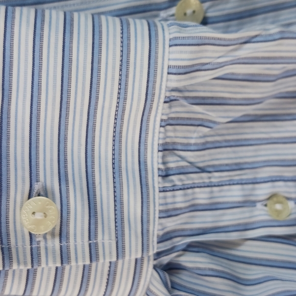 DOLCE & GABBANA shirt, neck size 15 1/2 (39), 100% cotton, tailored fit - Picture 8 of 9